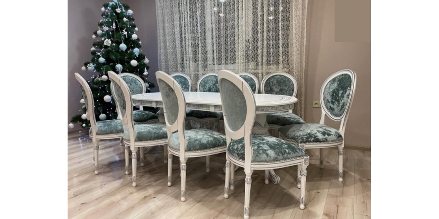 Яскраві столові комплекти з масиву дерева Яскраві столові комплекти з масиву дерева