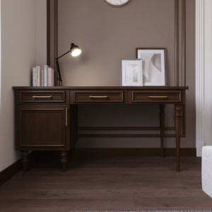 Письмовий стіл Lorenzo в масиві дерева