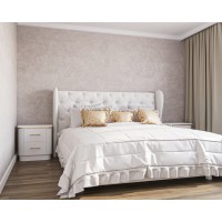 Solid wood bed. Photo 1